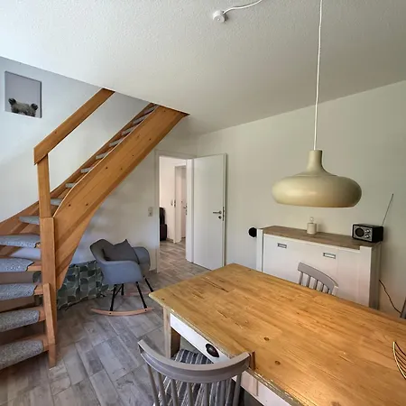 Ferienglueck Im Doppelhaus- 60 M Zum Haus 2 Prázdninový dům *